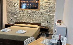 Home Rome Relax